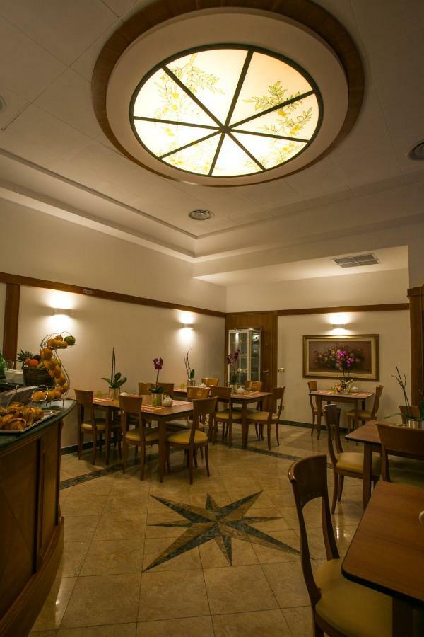 Hotel Bisceglie Exterior photo