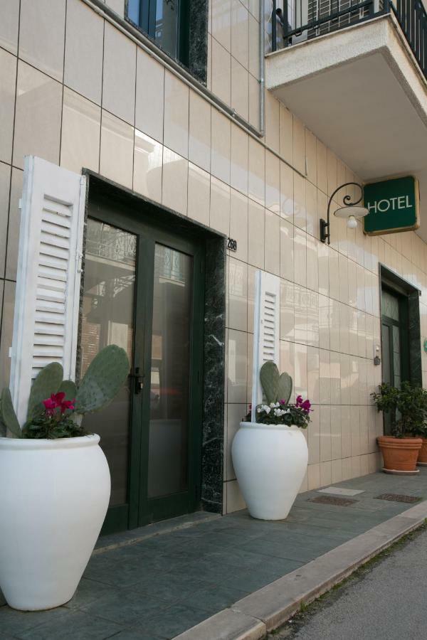 Hotel Bisceglie Exterior photo